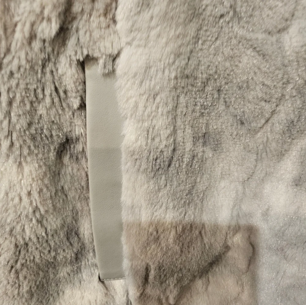 NWT‎ Marc New York Faux Fur Gray Vest Size Medium